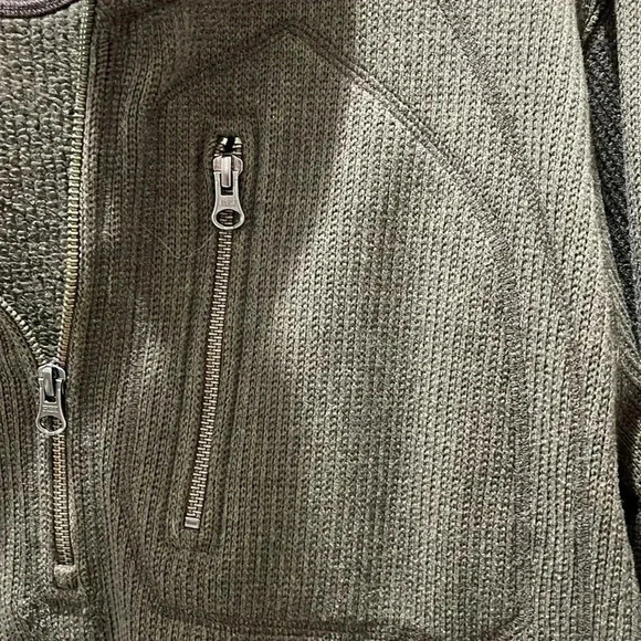 REI 1/4 zip fleece - Picture 3 of 6